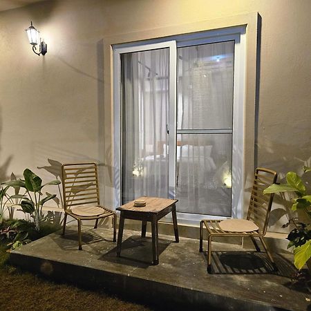 Hotel Blossom Pokhara Bagian luar foto